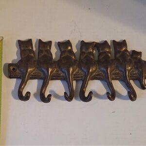Vtg Brass Hanger Cats On Log 6 Hook SPI Home Decor  Keys  Kitty